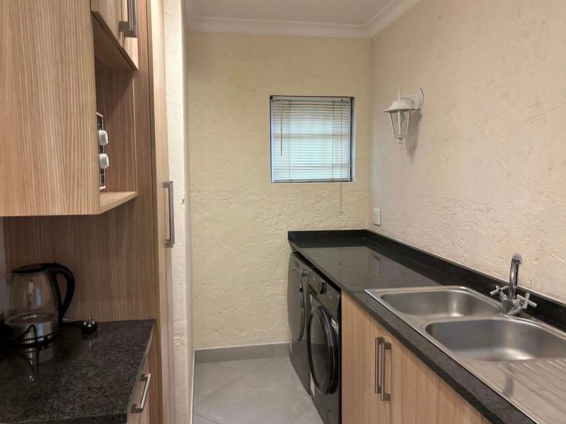 Apartment Rental Monthly In Benoni - Photo 3