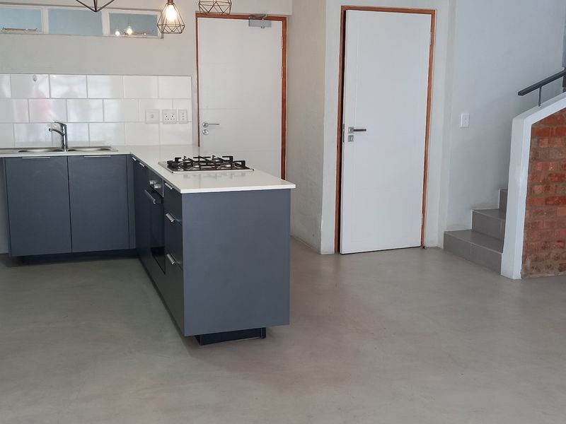 Apartment Rental Monthly In Johannesburg - Photo 3
