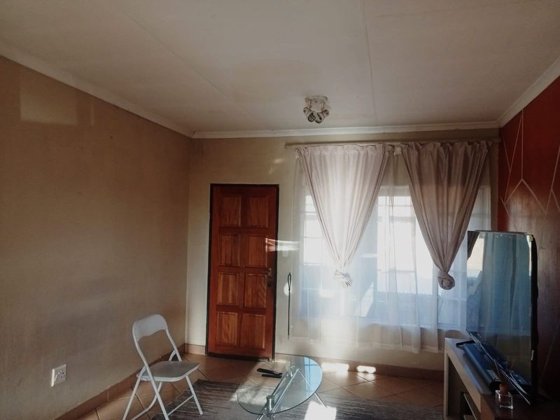 Apartment For Sale In Germiston - Photo 5