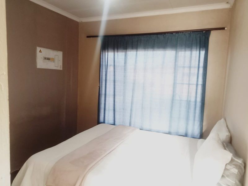 Apartment For Sale In Germiston - Photo 10