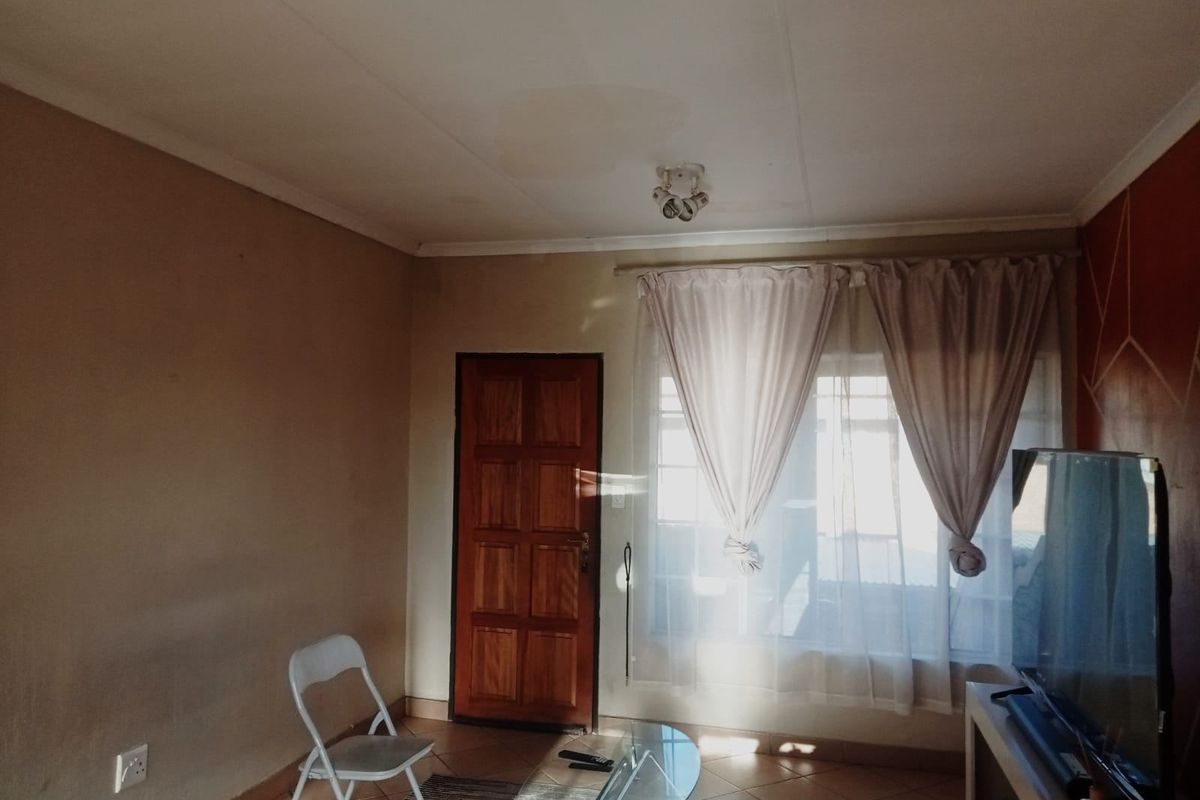 Apartment For Sale In Germiston - Photo 4