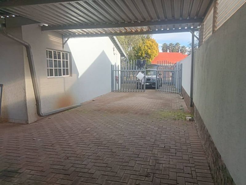 House For Sale In Boksburg - Photo 3
