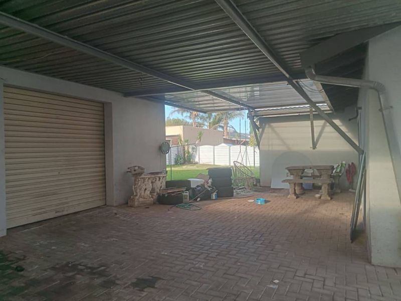 House For Sale In Boksburg - Photo 4
