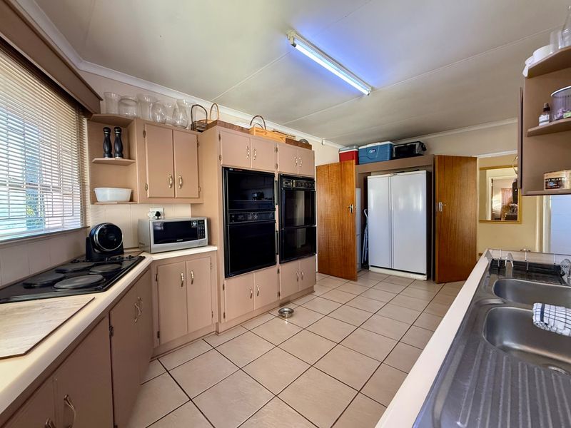 House For Sale In Bloemfontein - Photo 4