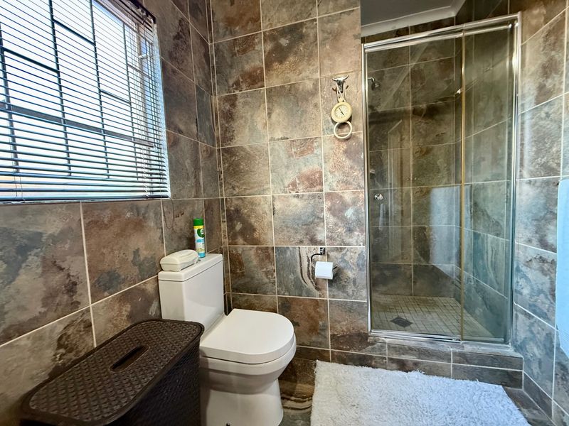 House For Sale In Bloemfontein - Photo 7