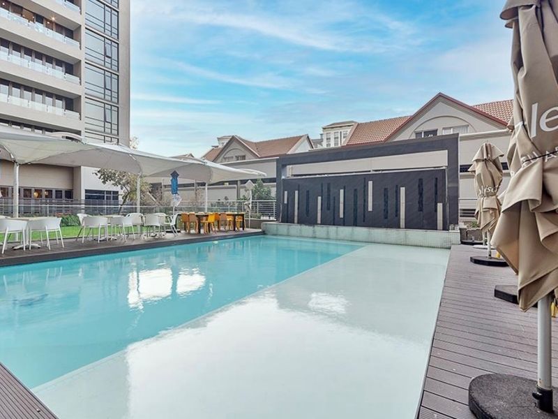 Apartment For Sale In Sandton - Photo 1