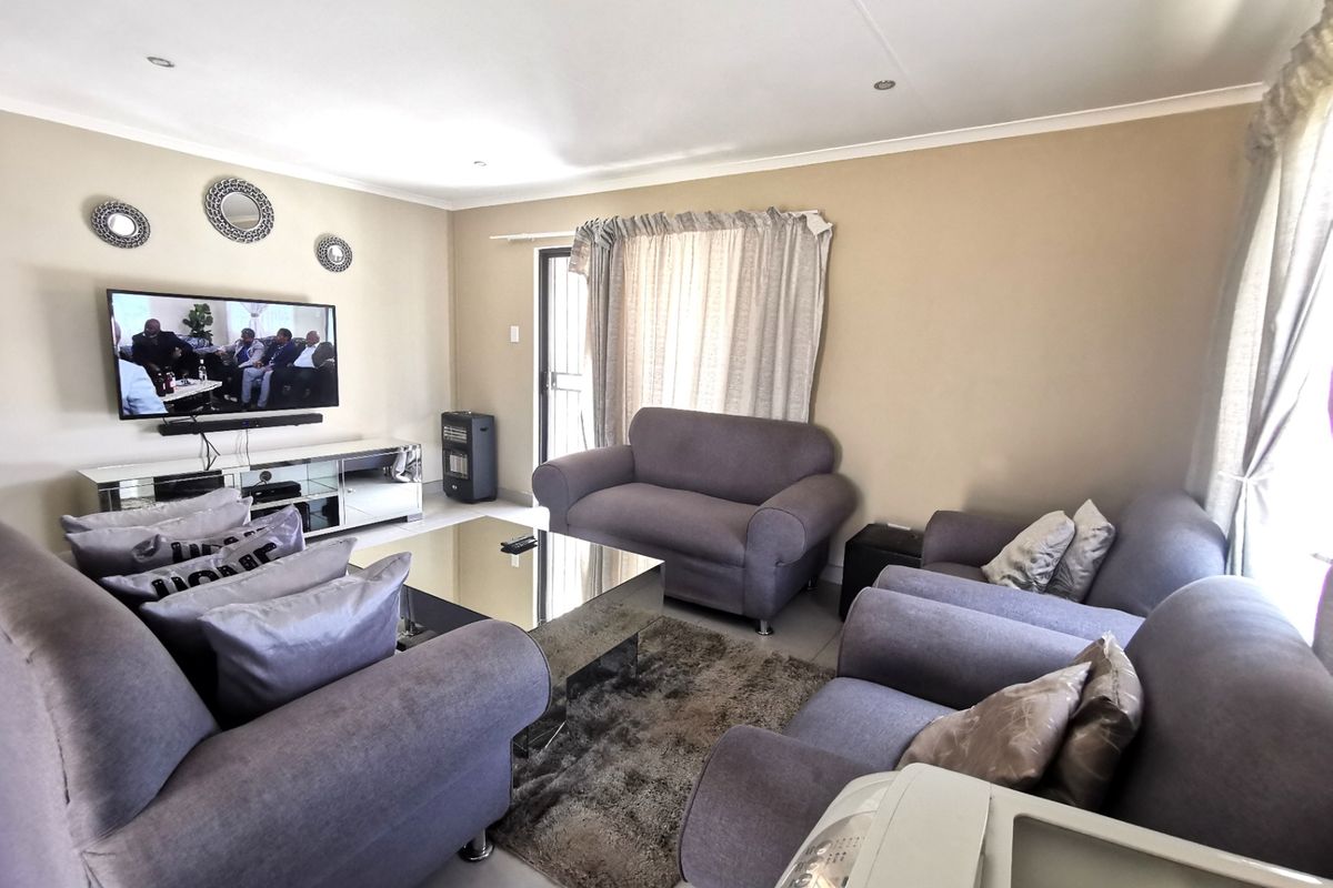 Cluster Rental Monthly In Midrand - Photo 5