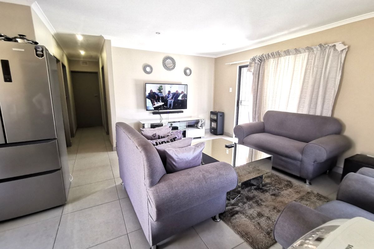 Cluster Rental Monthly In Midrand - Photo 3