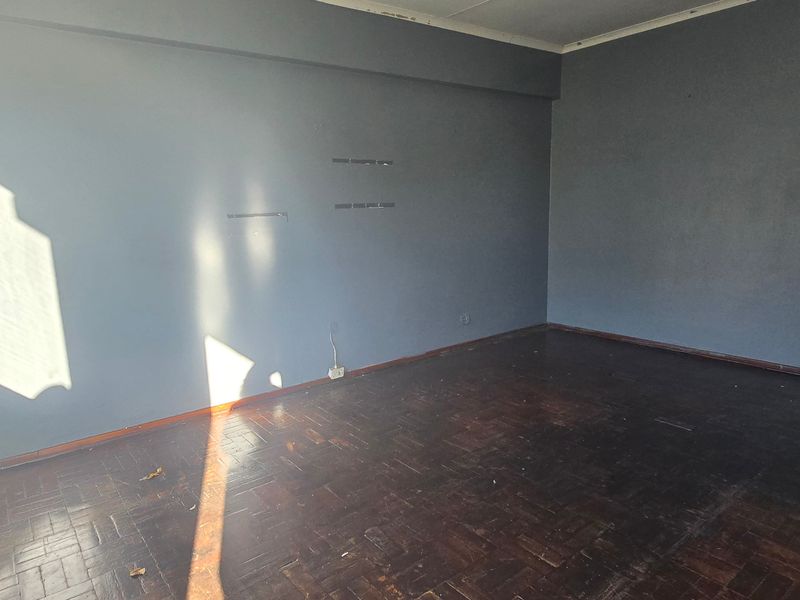 Apartment For Sale In Johannesburg - Photo 8