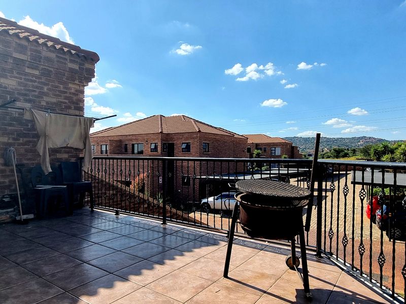 Apartment Rental Monthly In Johannesburg - Photo 1