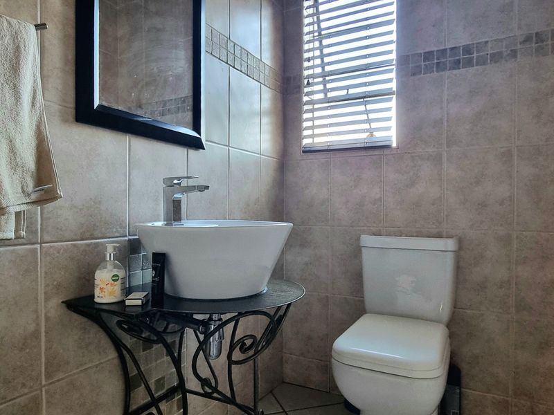 Apartment Rental Monthly In Johannesburg - Photo 8