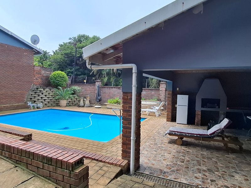 House For Sale In Port Edward - Photo 3