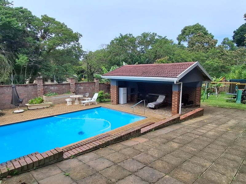 House For Sale In Port Edward - Photo 2