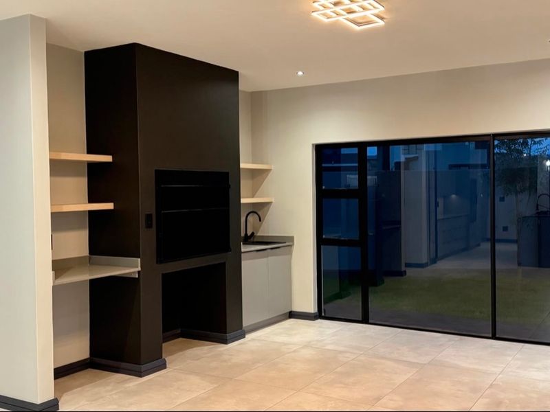 House For Sale In Midrand - Photo 7