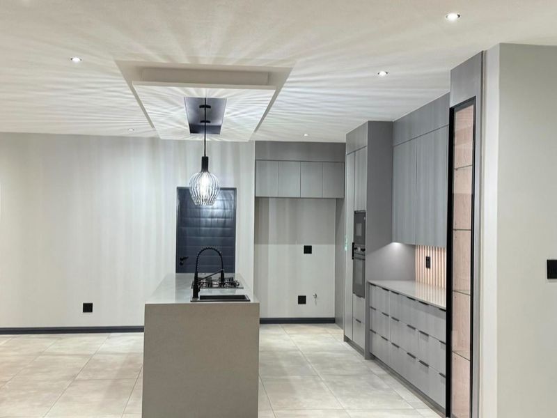 House For Sale In Midrand - Photo 6