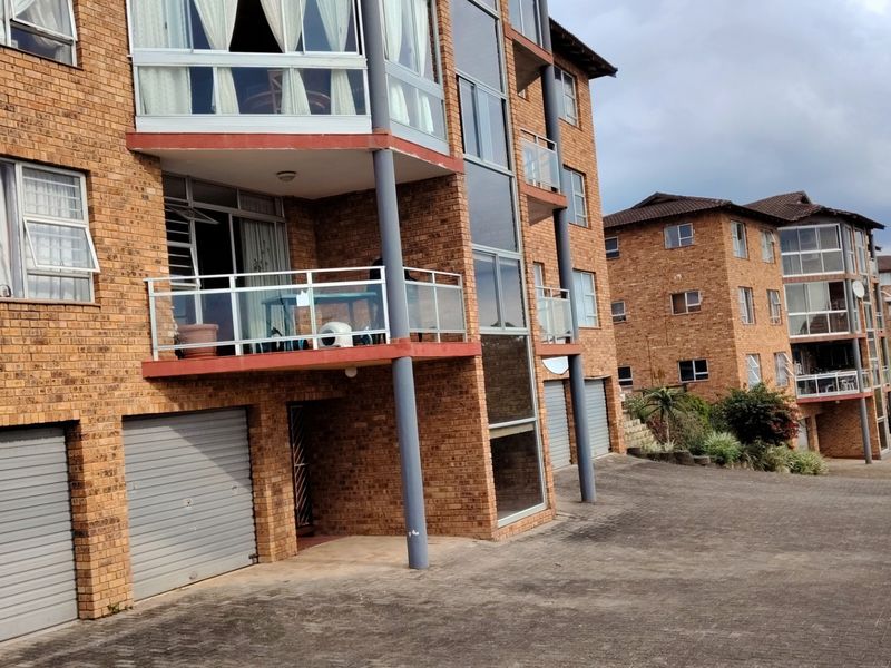 Apartment For Sale In Margate - Photo 4