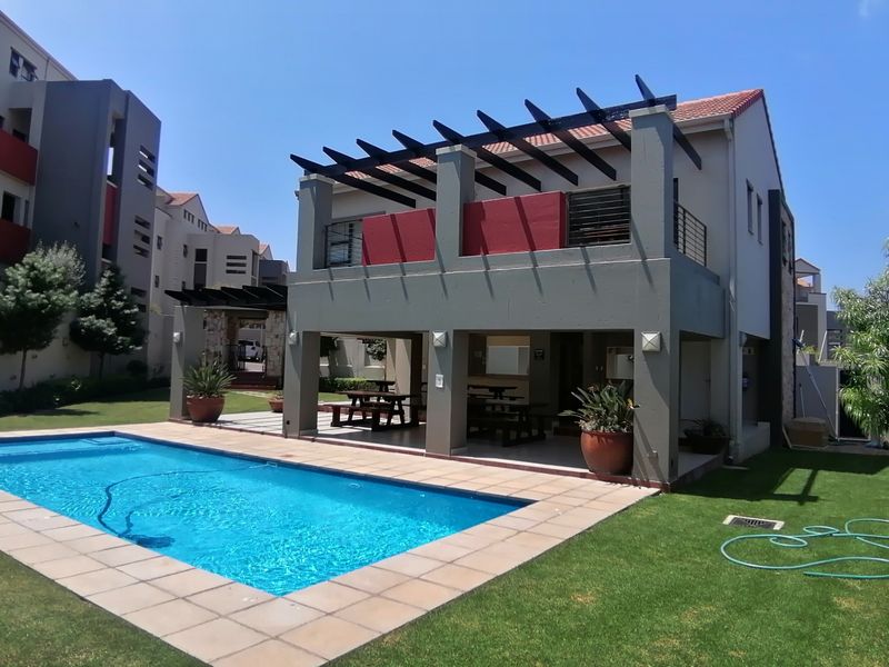 Apartment Rental Monthly In Sandton - Photo 1