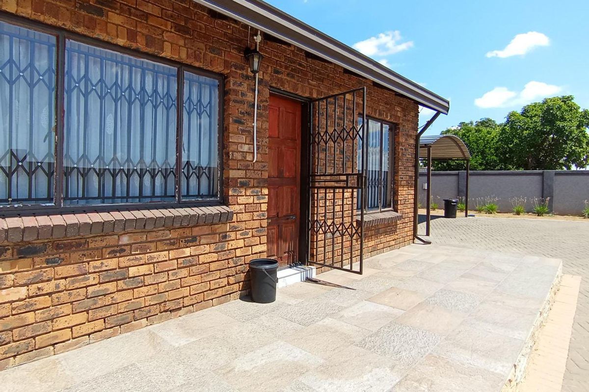 House For Sale In Soshanguve - Photo 4