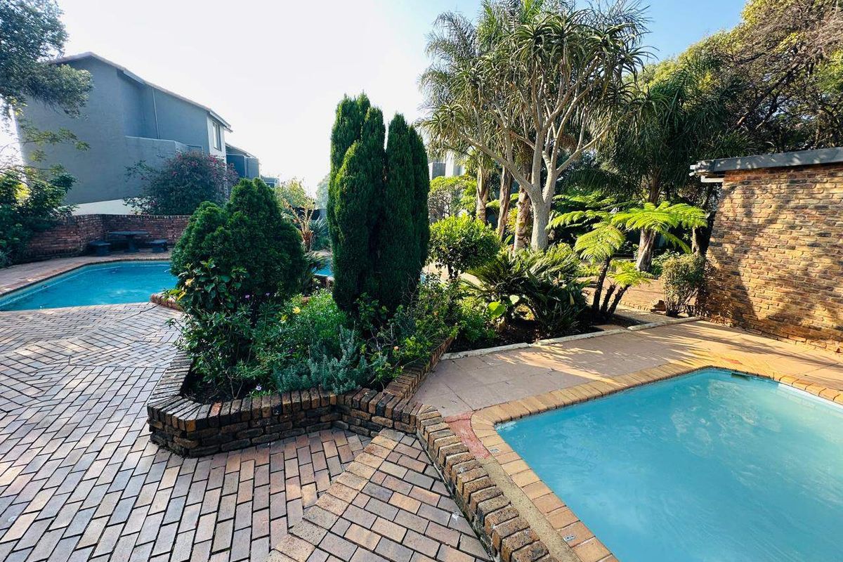 Apartment For Sale In Randburg - Photo 5