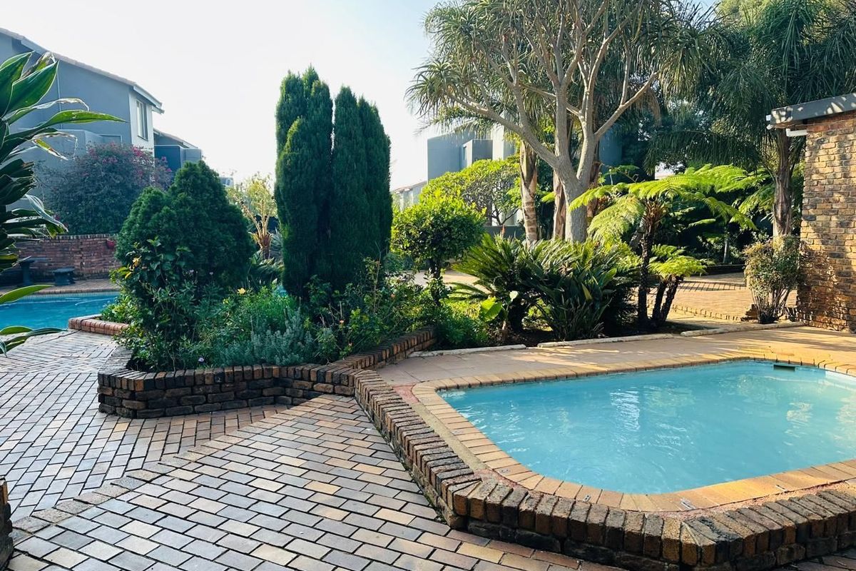 Apartment For Sale In Randburg - Photo 3
