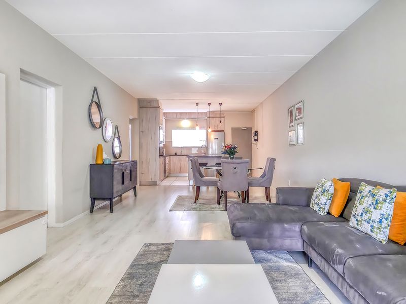 Apartment For Sale In Randburg - Photo 1