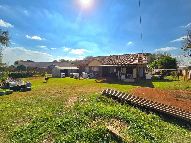 House For Sale In Middelburg - Photo 5