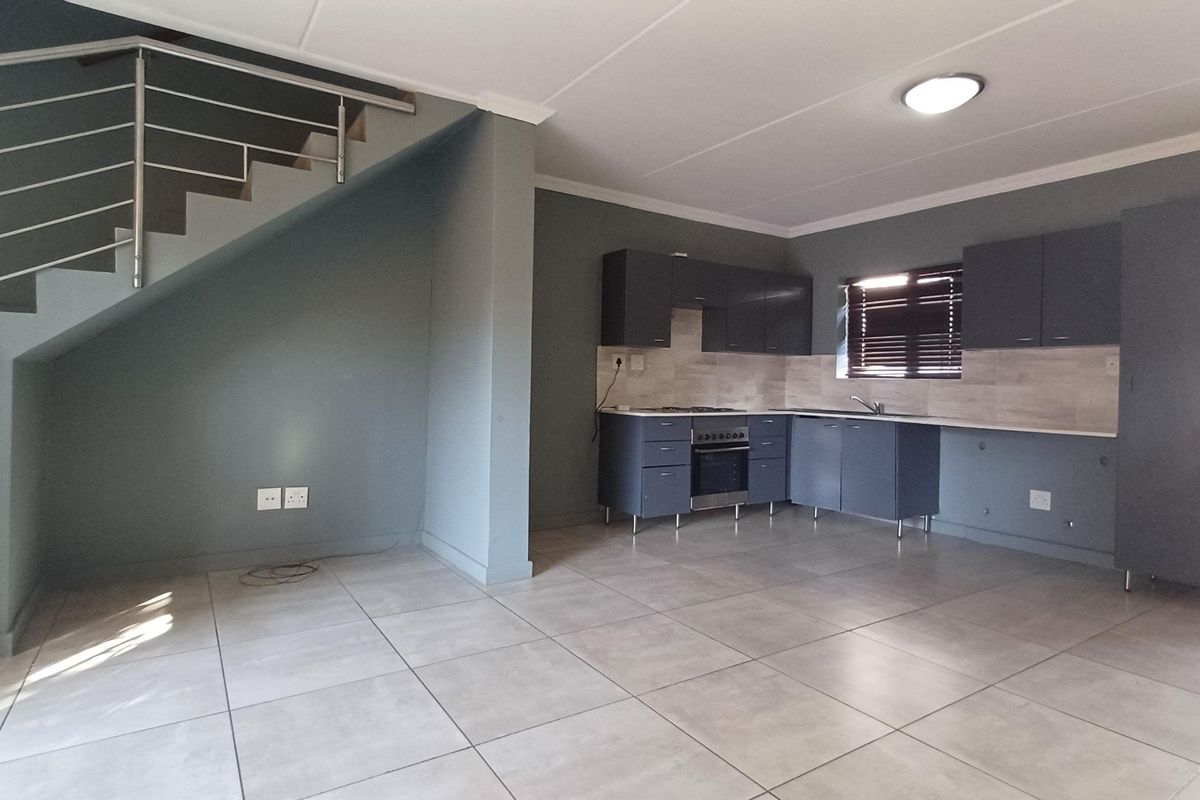 Cluster For Sale In Midrand - Photo 5