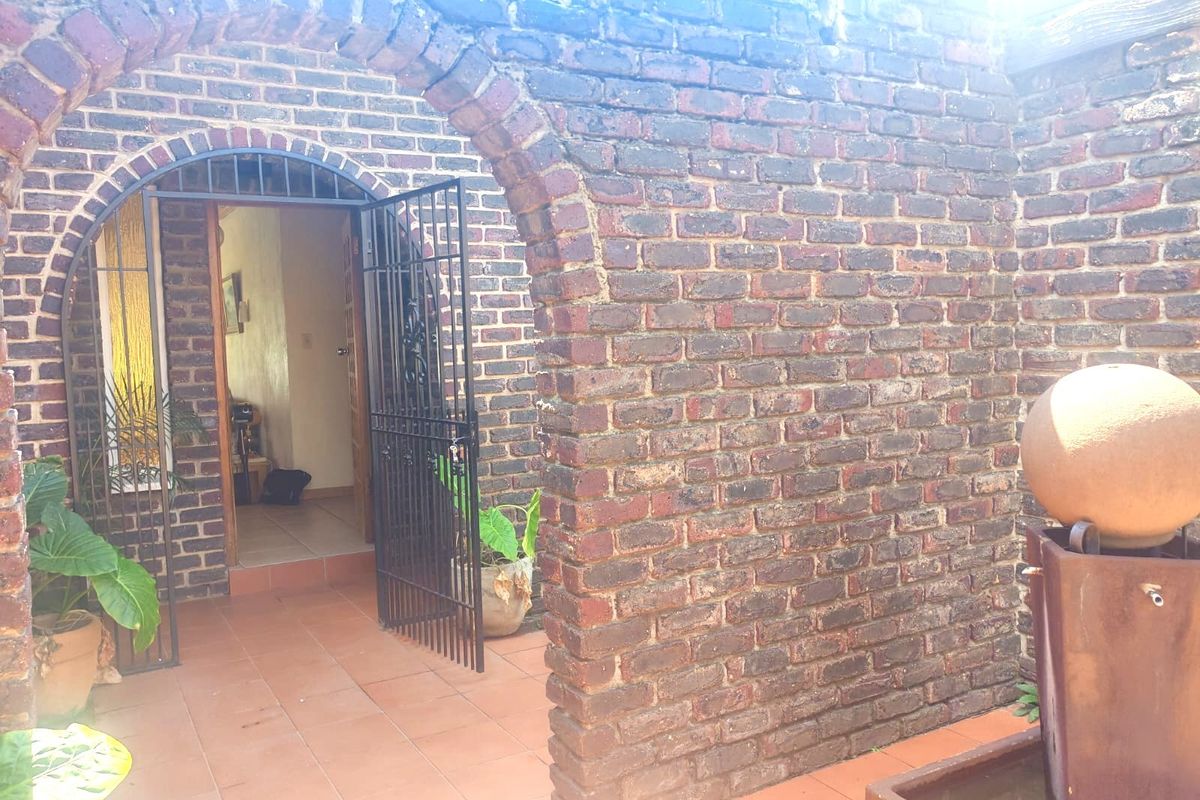 House For Sale In Boksburg - Photo 5