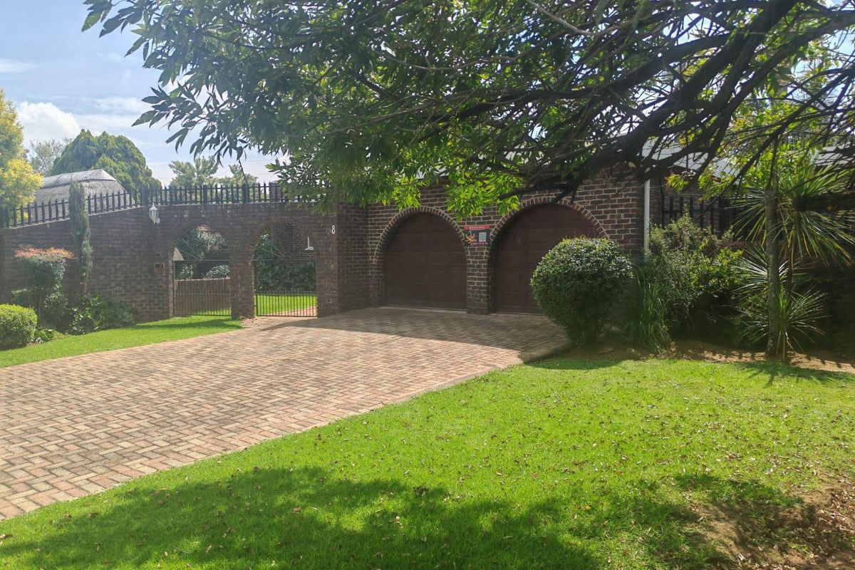 House For Sale In Boksburg - Photo 3