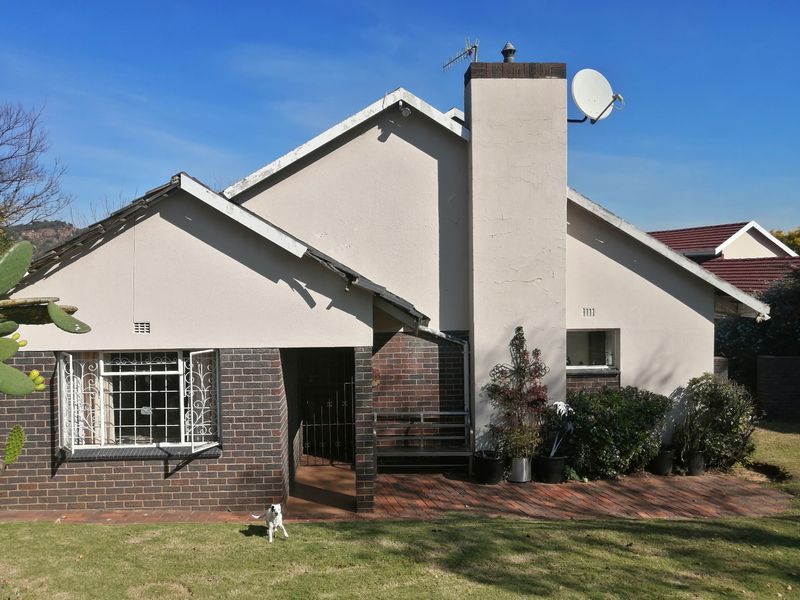 House For Sale In Johannesburg - Photo 3