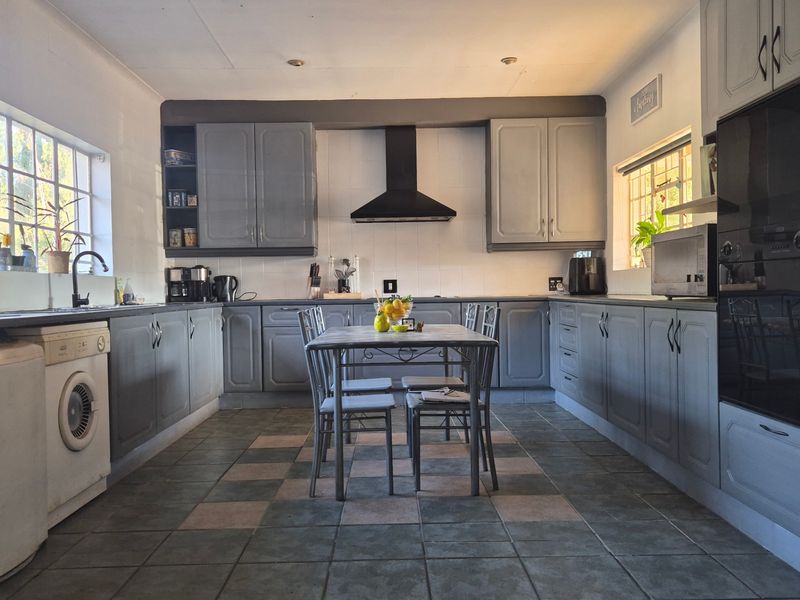 House For Sale In Meyerton - Photo 5