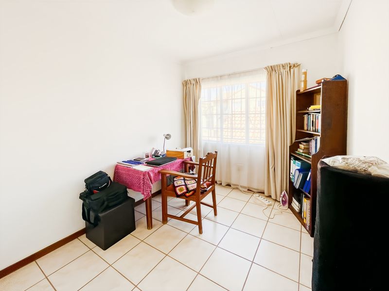Townhouse For Sale In Centurion - Photo 10