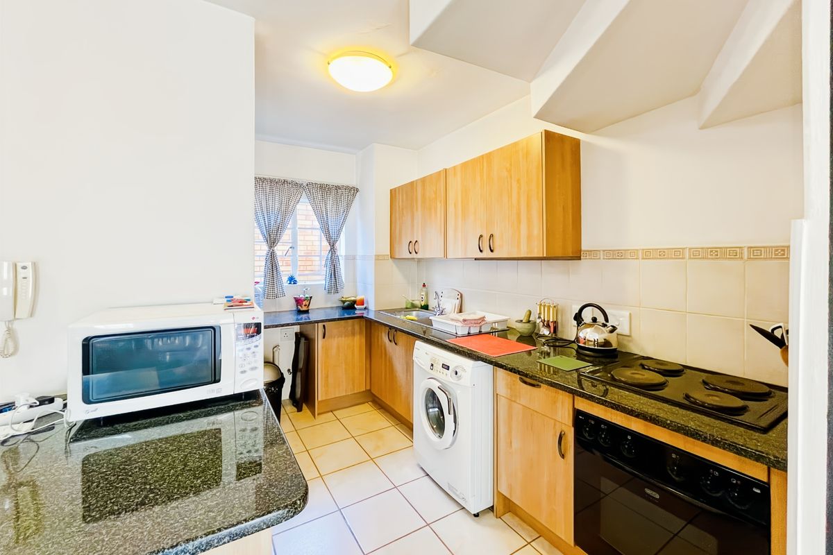 Townhouse For Sale In Centurion - Photo 3