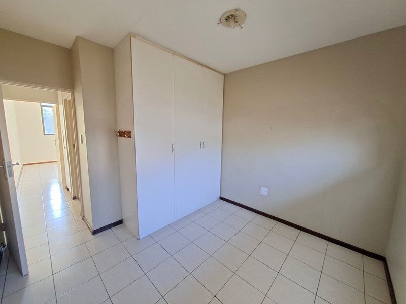Apartment Rental Monthly In Mount Edgecombe - Photo 10