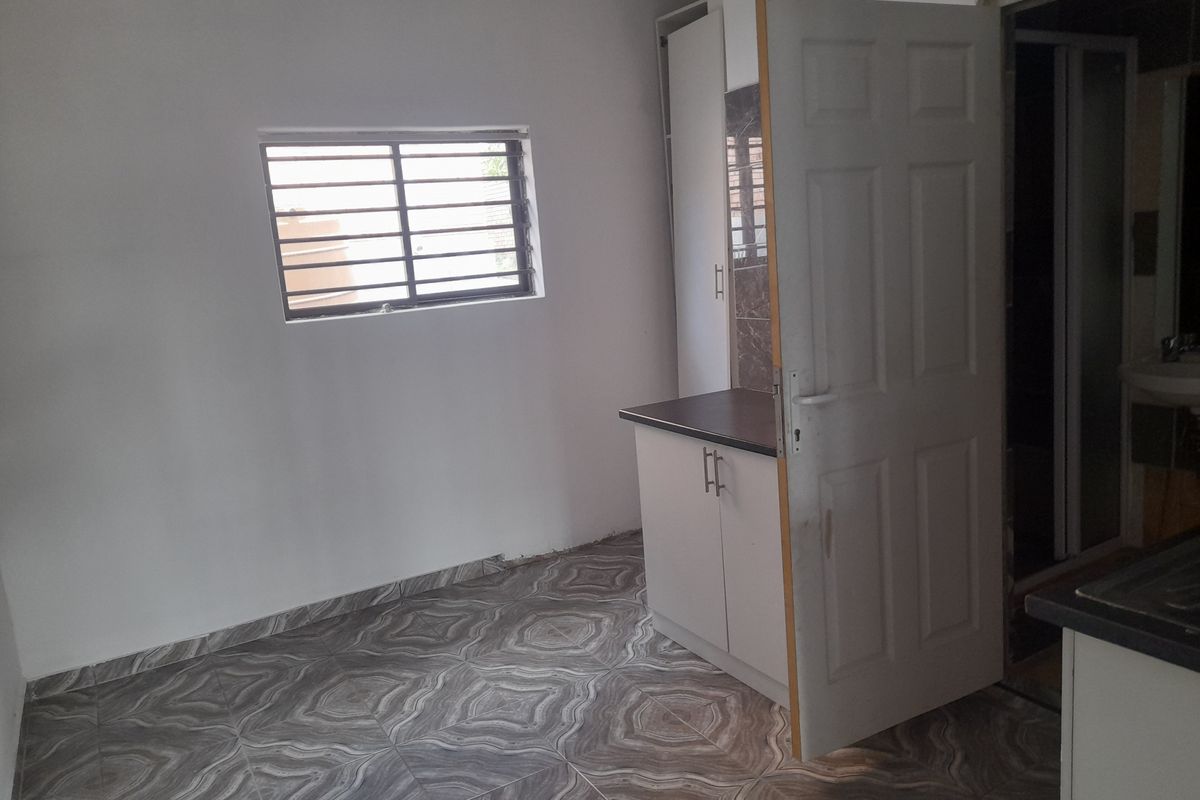 Apartment Rental Monthly In Durban - Photo 2
