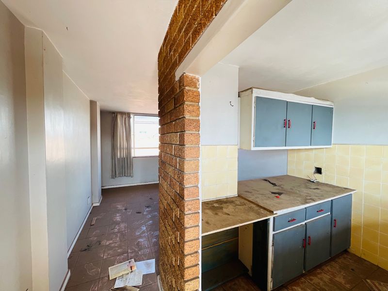 Apartment For Sale In Pretoria - Photo 5
