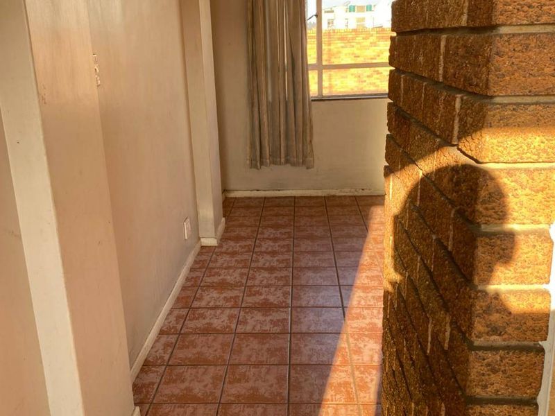 Apartment For Sale In Pretoria - Photo 5