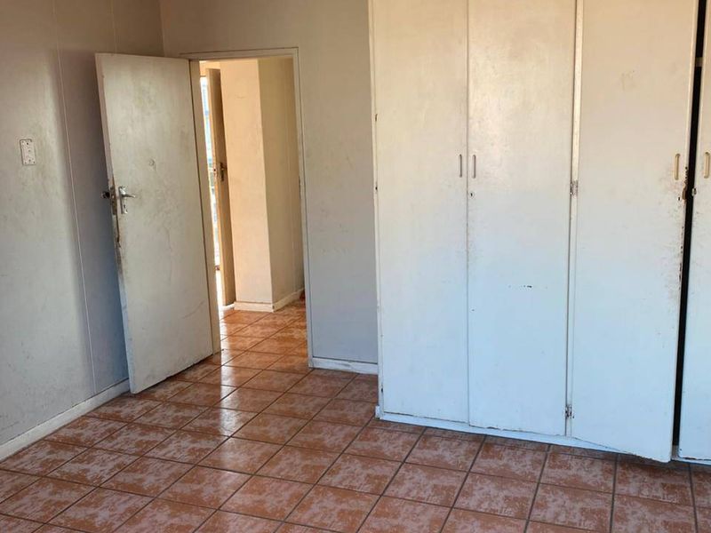 Apartment For Sale In Pretoria - Photo 7