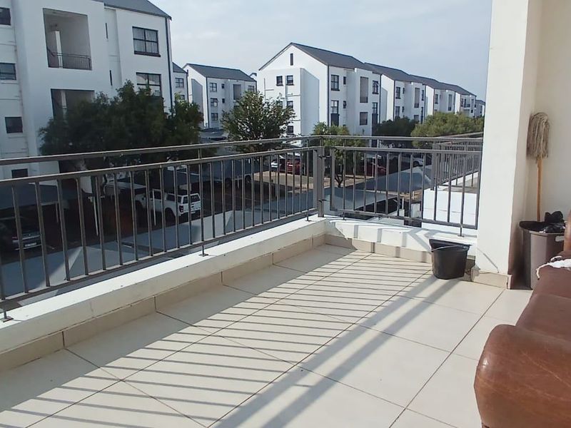 Apartment For Sale In Edenvale - Photo 6