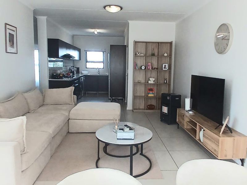 Apartment For Sale In Edenvale - Photo 2