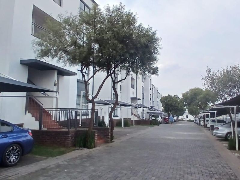 Apartment For Sale In Edenvale - Photo 7