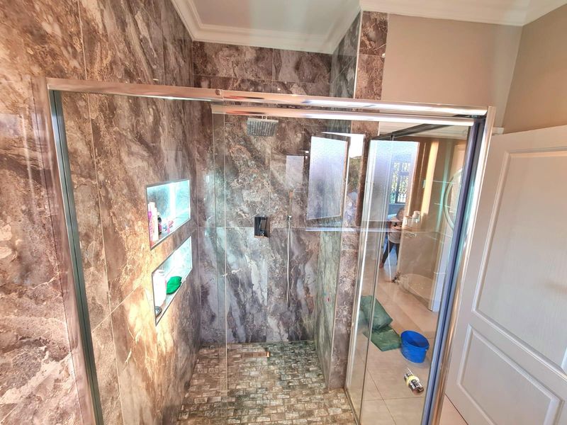Townhouse For Sale In Port Shepstone - Photo 10