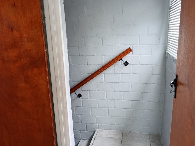 Townhouse Rental Monthly In Blue Downs - Photo 10