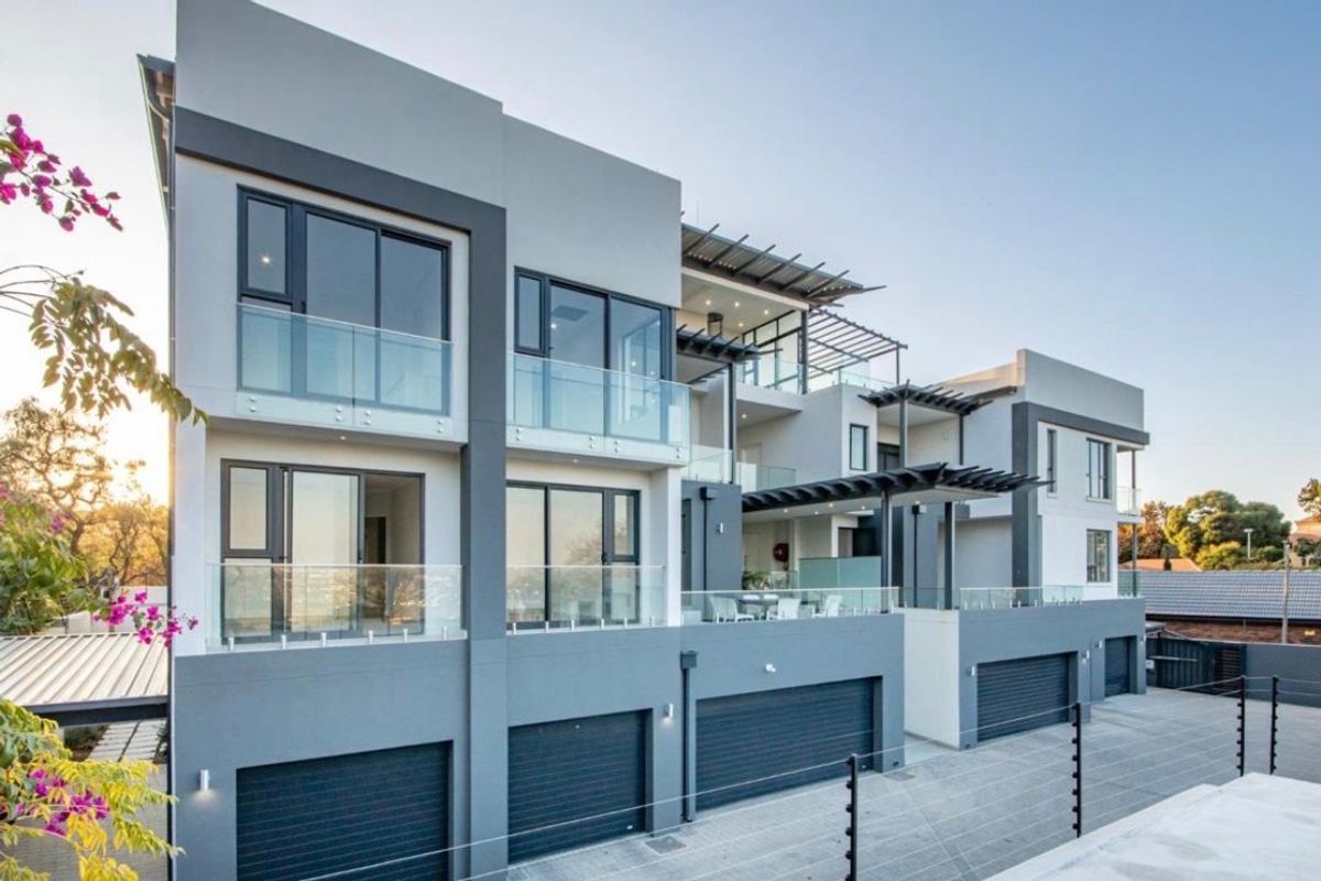 Apartment Rental Monthly In Sandton - Photo 2