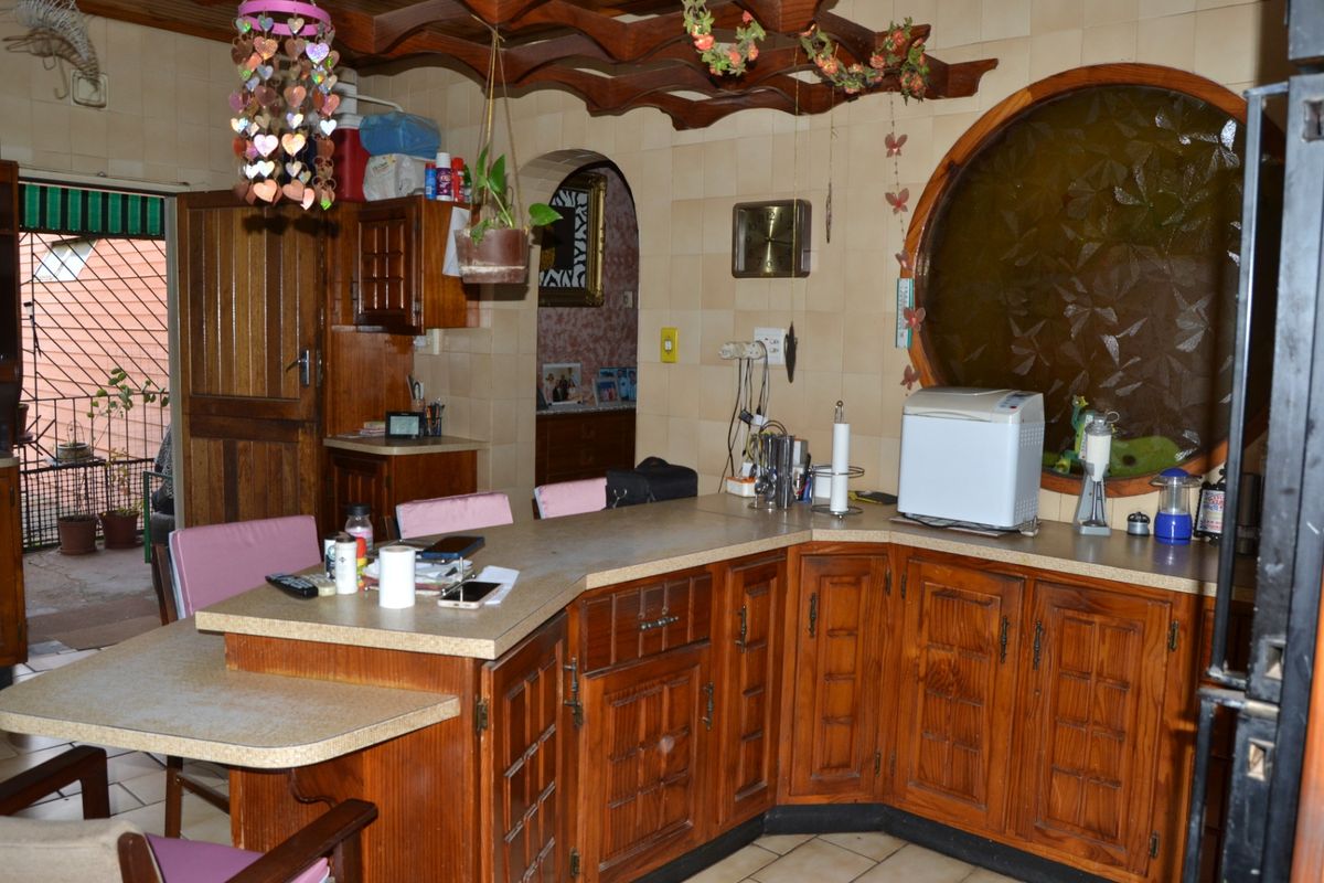 House For Sale In Vanderbijlpark - Photo 2
