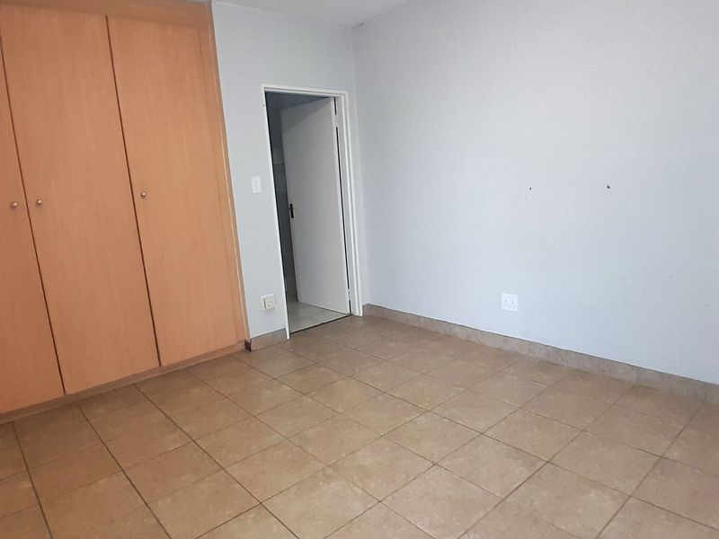 Apartment Rental Monthly In Sandton - Photo 8