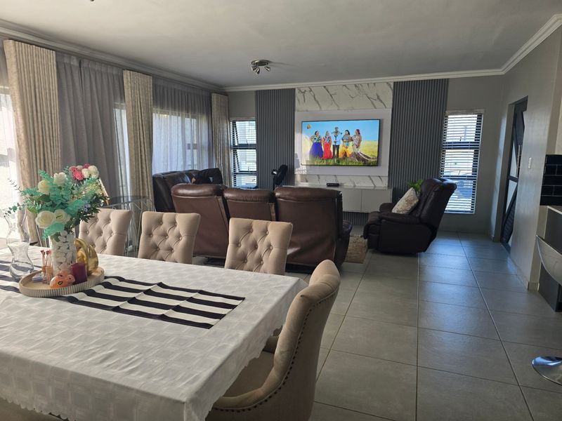 House For Sale In Pretoria - Photo 6