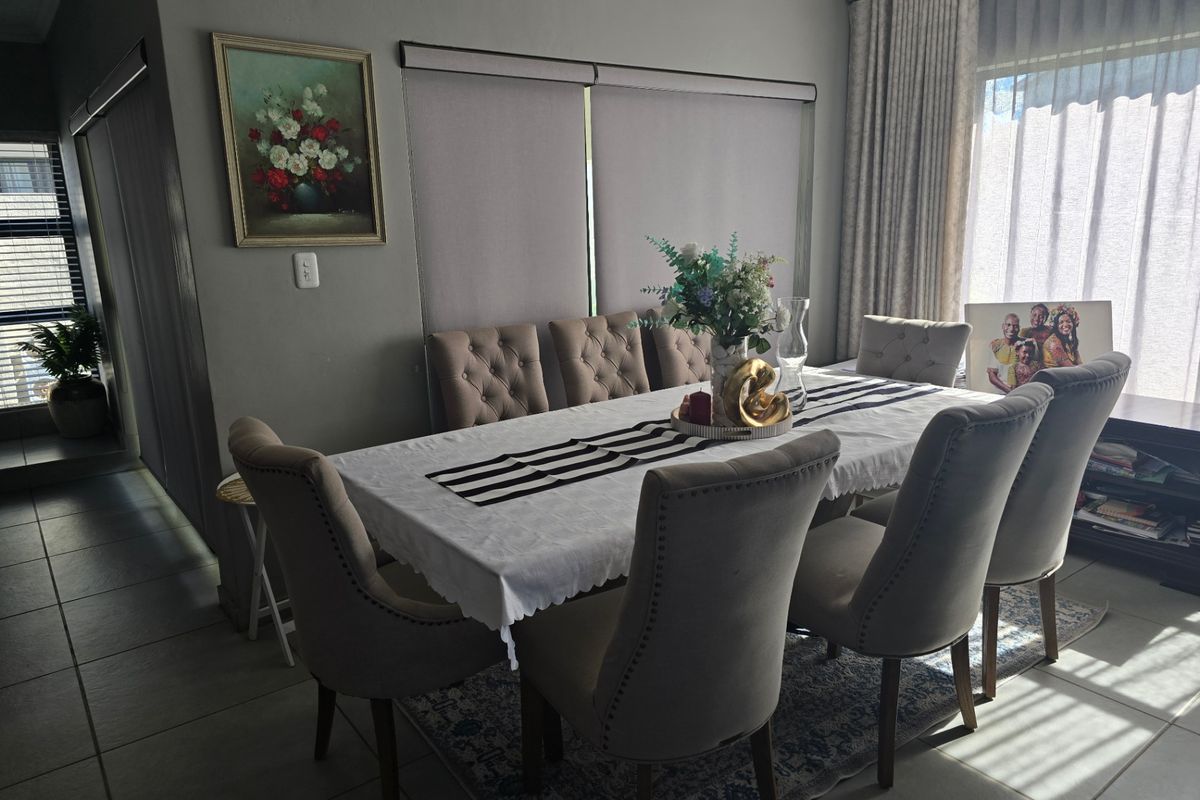 House For Sale In Pretoria - Photo 3