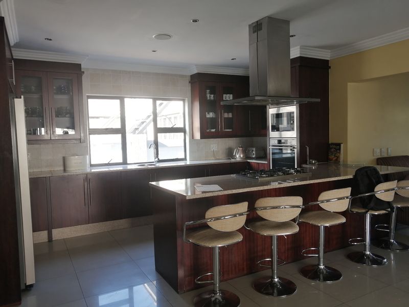 House For Sale In Johannesburg - Photo 6
