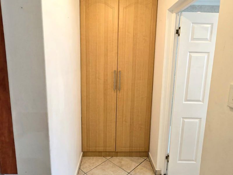 Apartment For Sale In Margate - Photo 10
